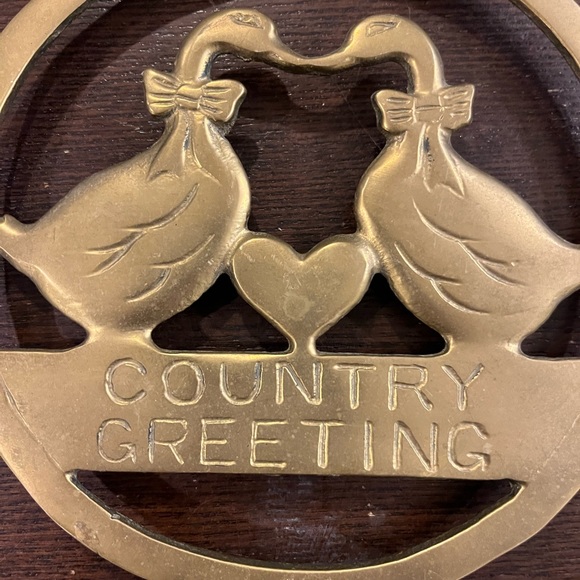 Vtg Brass "Country Welcome" Geese Heart Wall Hanging Trivet ~ - Picture 2 of 3